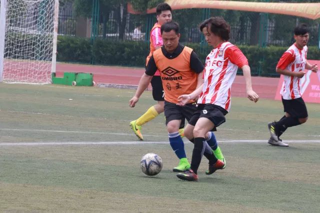 格林41分火箭大胜爵士8连胜 太阳胜马刺3连胜